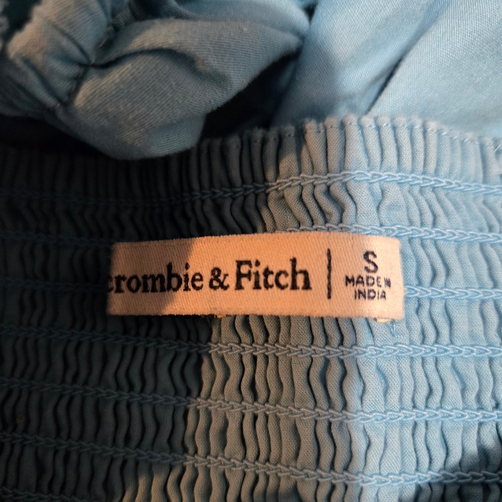 Abercrombie & Fitch Light Blue Pleated Puff Sleeve Smocked Crop Top Small - Picture 8 of 12